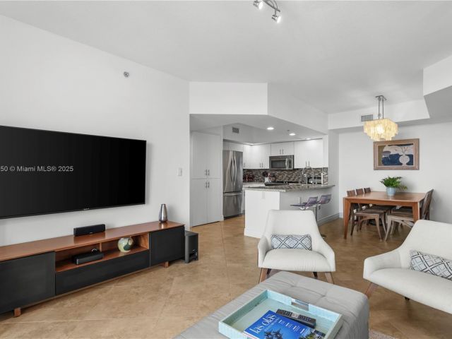 Apartment for sale  Unit #718 - photo 6149056