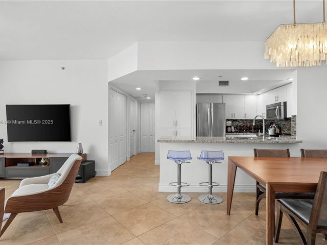 Apartment for sale  Unit #718 - photo 6149057