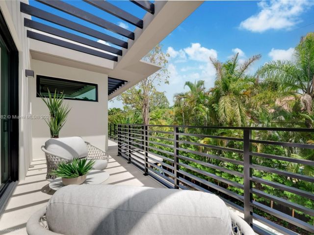 Home for sale at 4110 Park Ave - photo 6178510