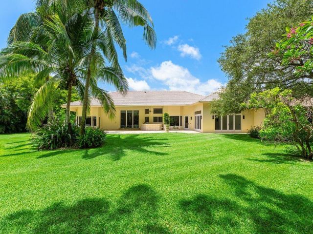 Home for sale at 16164 Bridlewood Circle - photo 6214787