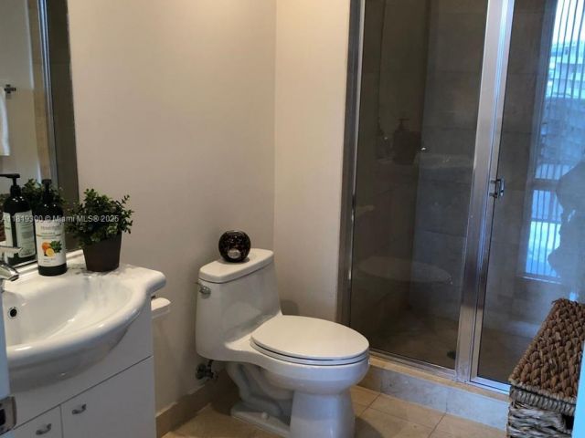 Apartment for sale  Unit #908 - photo 6148640