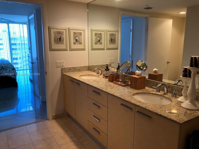 Apartment for sale  Unit #908 - photo 6148643