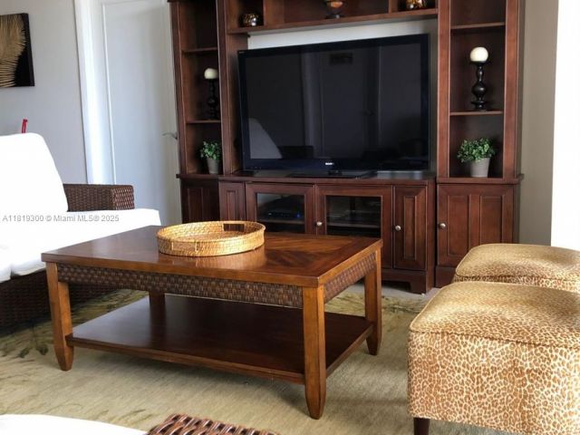 Apartment for sale  Unit #908 - photo 6148648