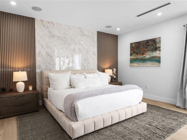 Home for rent at 550 NW 42nd St - photo 6148317