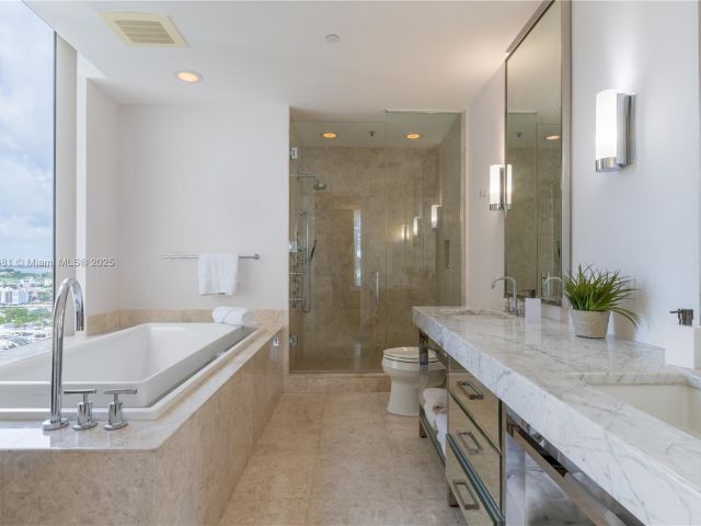 Apartment for sale  Unit #1804N - photo 6156750