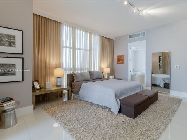 Apartment for sale  Unit #1804N - photo 6156752