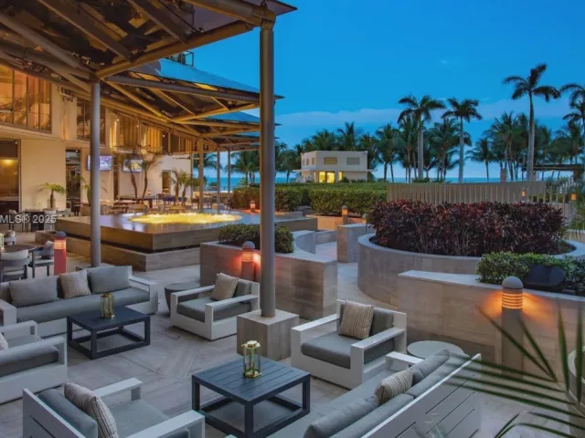 2-bedroom condo for sale in Bal Harbour - 9705 Collins Ave 1804N - MondialRealty