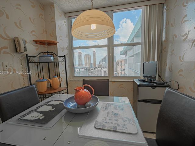 Apartment for sale  Unit #2317 - photo 6151708