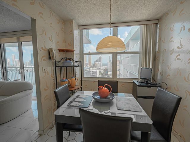 Apartment for sale  Unit #2317 - photo 6151710