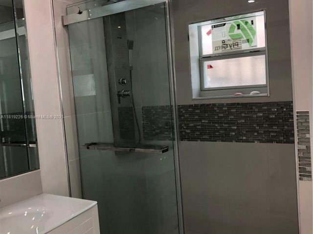 Home for rent at 267 NE 201st Ter 267 - photo 6148335