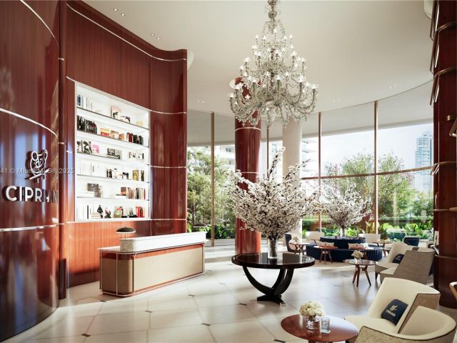 Apartment for sale  Unit #5202 - photo 6160781