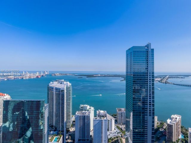 Apartment for sale  Unit #5202 - photo 6205549