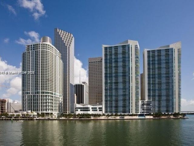 Apartment for rent  Unit #T-2803 - photo 6151774