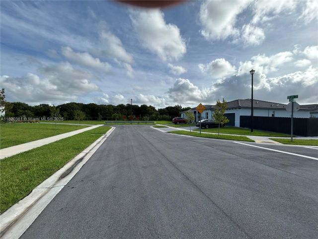 Home for sale at  - photo 6149398