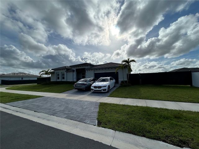 Home for sale at  - photo 6149402