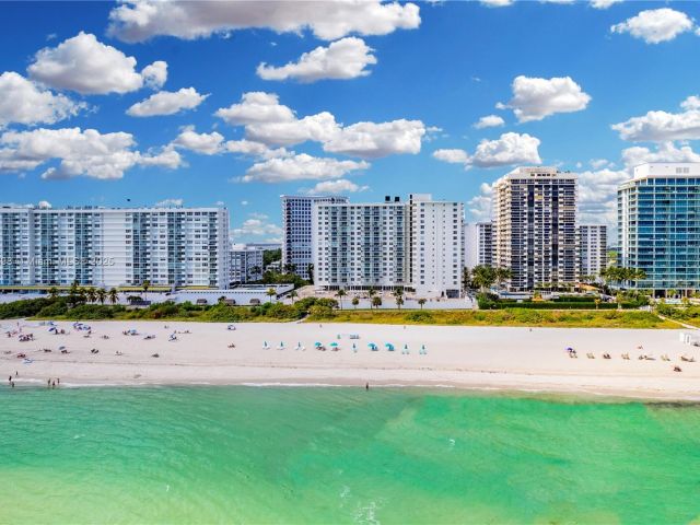 Apartment for sale  Unit #307 - photo 6178331