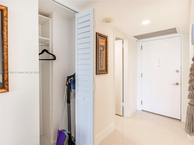 Apartment for sale  Unit #307 - photo 6178333