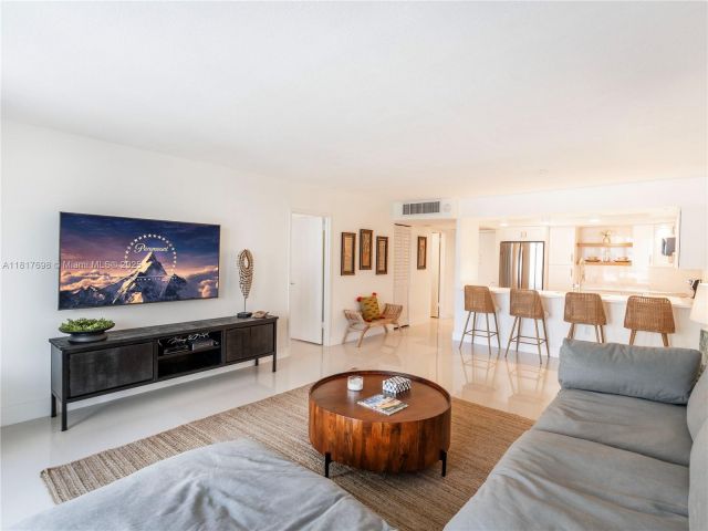 Apartment for sale  Unit #307 - photo 6178344