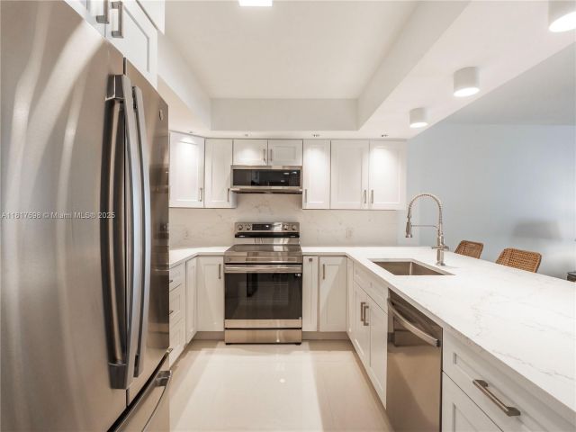 Apartment for sale  Unit #307 - photo 6178347