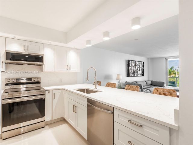 Apartment for sale  Unit #307 - photo 6178348