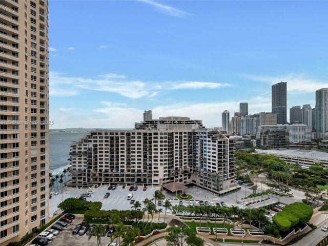 Apartment for sale  Unit #1803 - photo 6174258