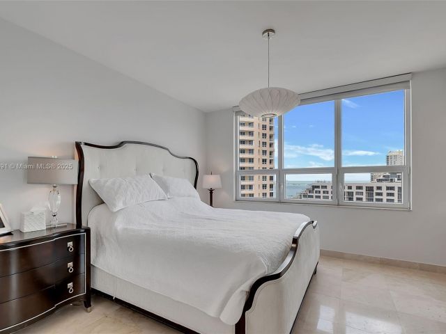 Apartment for sale  Unit #1803 - photo 6174266