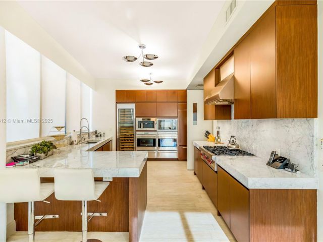 Apartment for sale  Unit #1101N - photo 6171586