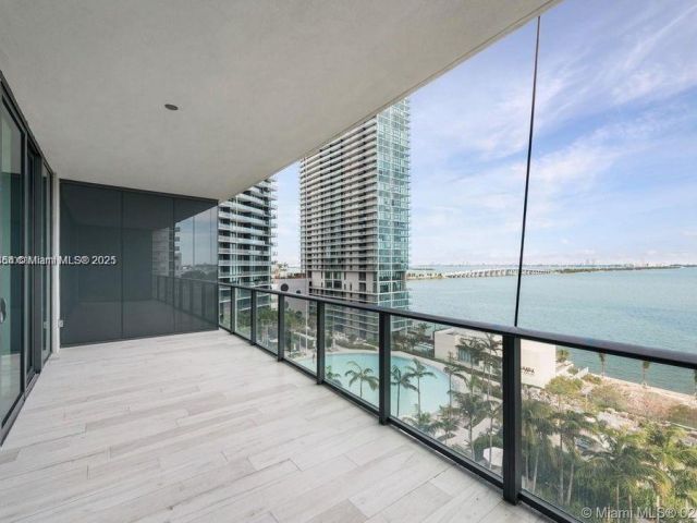 Apartment for sale  Unit #1002 - photo 6167961