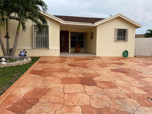 Home for sale at 12548 SW 210th St - photo 6149432