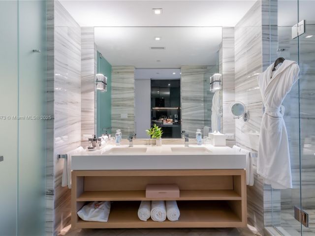 Apartment for sale  Unit #707 - photo 6150418