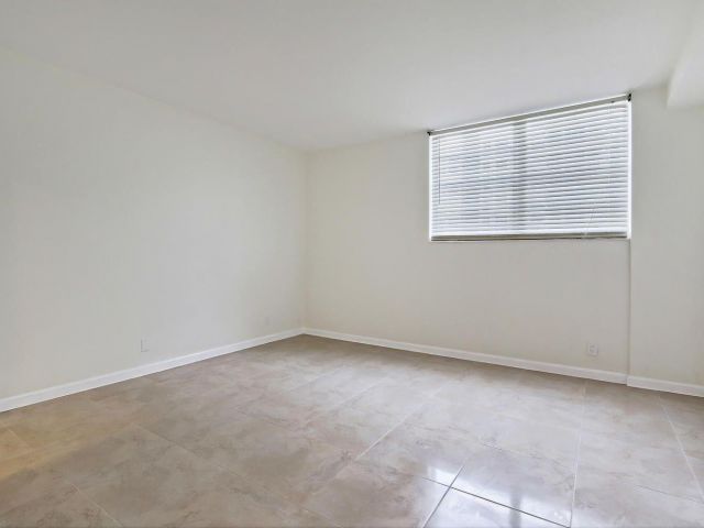 Apartment for sale  Unit #201 - photo 6168347