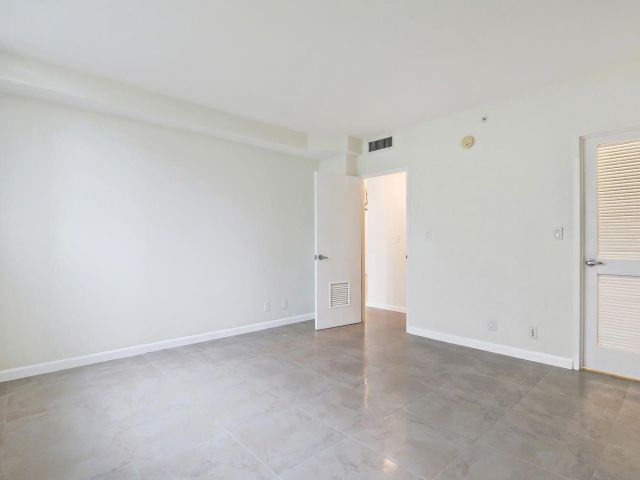 Apartment for sale  Unit #201 - photo 6168348