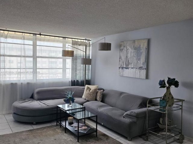 Apartment for sale  Unit #2111 - photo 7430208