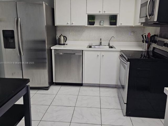 Apartment for sale  Unit #2111 - photo 7430210