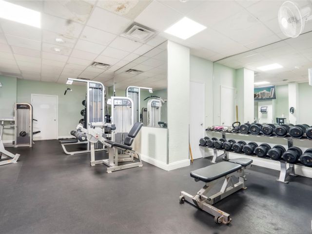 Apartment for rent  Unit #517 - photo 6152249