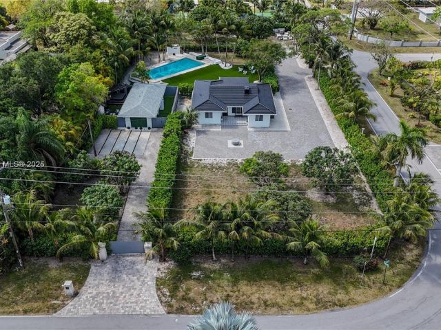 Home for sale at 8390 SW 64th St - photo 6224109