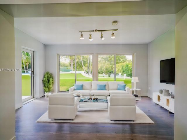 Home for sale at 8390 SW 64th St - photo 6224122