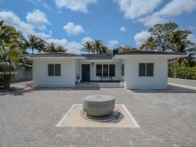 Home for sale at 8390 SW 64th St - photo 6224126