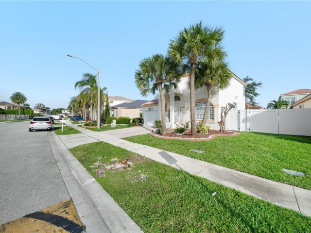 Home for sale at 15872 NW 21st St - photo 6150084