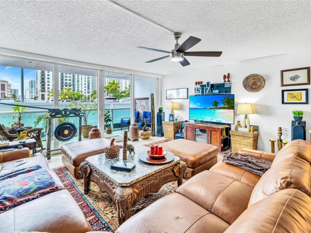 Apartment for sale  Unit #228 - photo 6151140