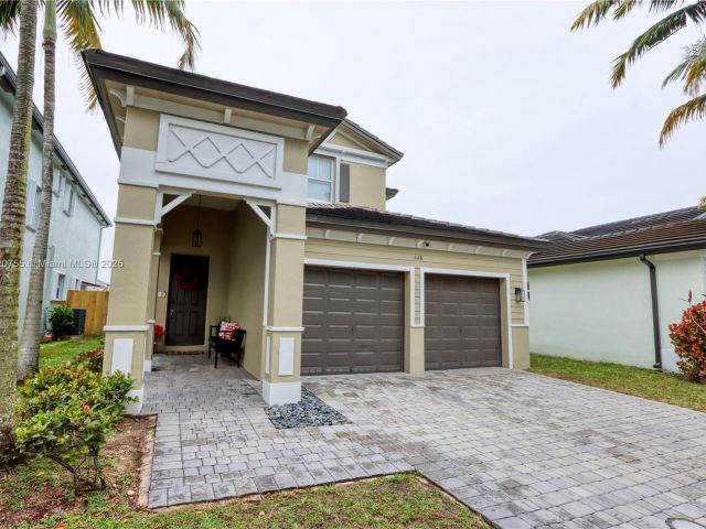 Home for sale at 148 NE 36th Avenue Rd - photo 6200073