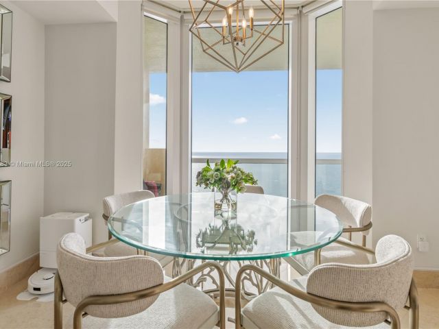 Apartment for rent  Unit #3404 - photo 6175419