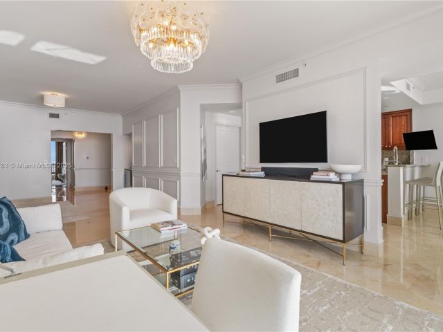 Apartment for rent  Unit #3404 - photo 6175420