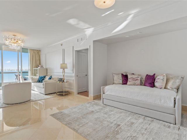 Apartment for rent  Unit #3404 - photo 6175421