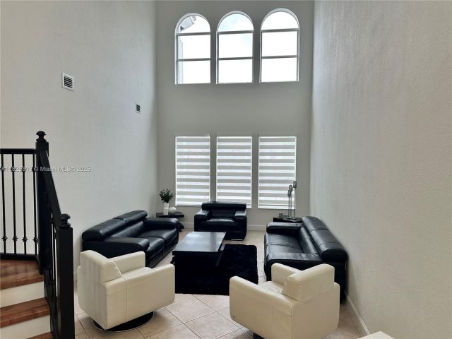 Home for sale at 10873 NW 71st St - photo 6291434