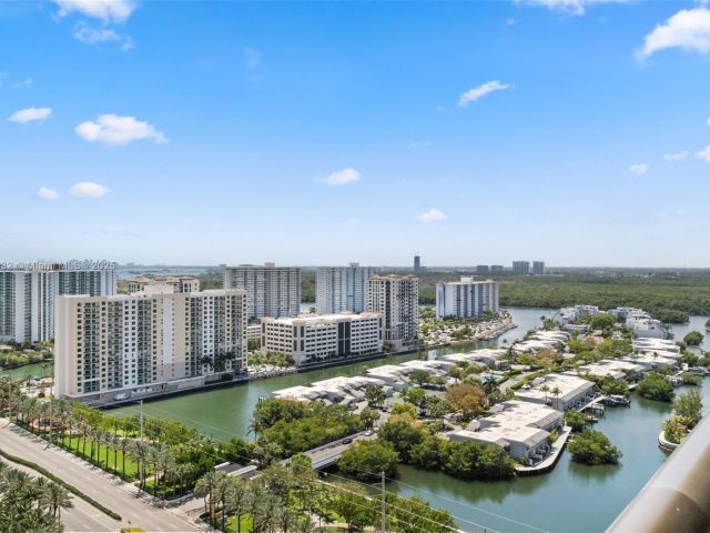 Apartment for rent  Unit #2202 - photo 6151625