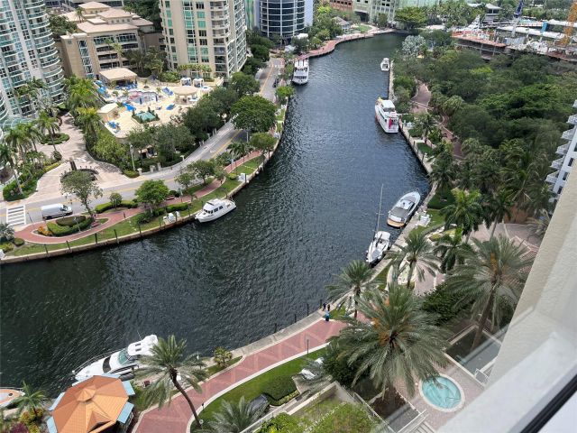 Apartment for rent  Unit #911 - photo 6164562