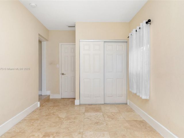 Home for sale at 918 NE 6th St - photo 6170752