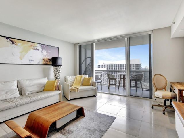 Apartment for rent  Unit #4612 - photo 6155745