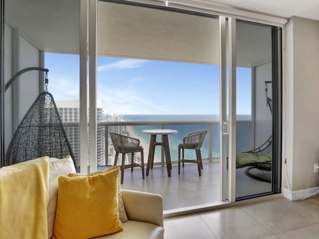 Apartment for rent  Unit #4612 - photo 6155762